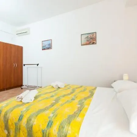 Bed and breakfast De Chiudi 4*