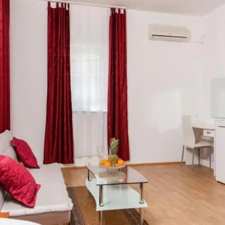 Bed and breakfast De Chiudi 4*