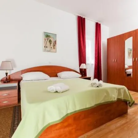 Bed and breakfast De Chiudi 4*